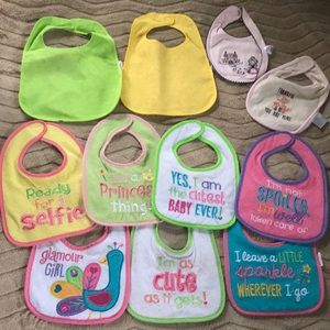 Baby bibs, drool bibs and spoons👶🏼🍼🥄